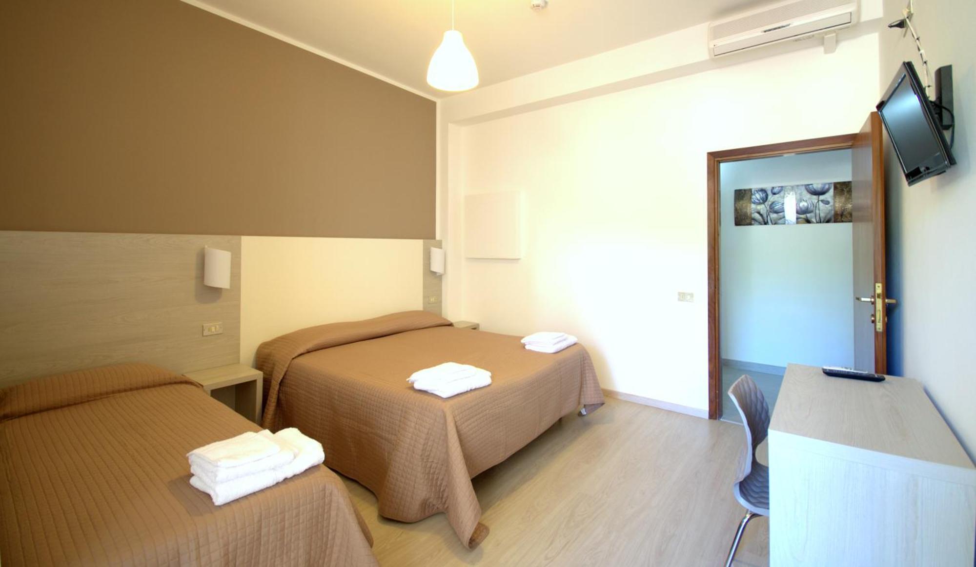 Hotel Villa Alberta B&B Чезенатіко Номер фото